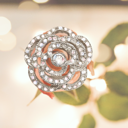 Grossé Clip-on Earrings - Parfum Rose - Silver Coloured - Crystals - Platinum Plated - 18 mm - Flower - GJ64490P