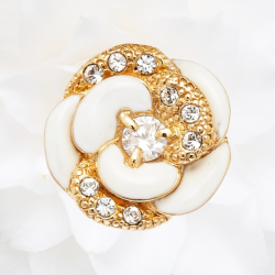Grossé Earrings - Blanc Camelia - Gold Coloured - Crystals - Gold Plated - Flower - Ø 13 mm