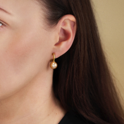 Traveller Clip-on Earrings - Gold Plated - Pearl - 10mm - Bronze - 20x10 mm