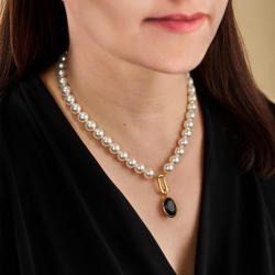 Traveller Pearl Necklace with Pendant - Pearls - 10mm - White - Crystal - Dark Blue - Oval - 45cm - Gold Plated