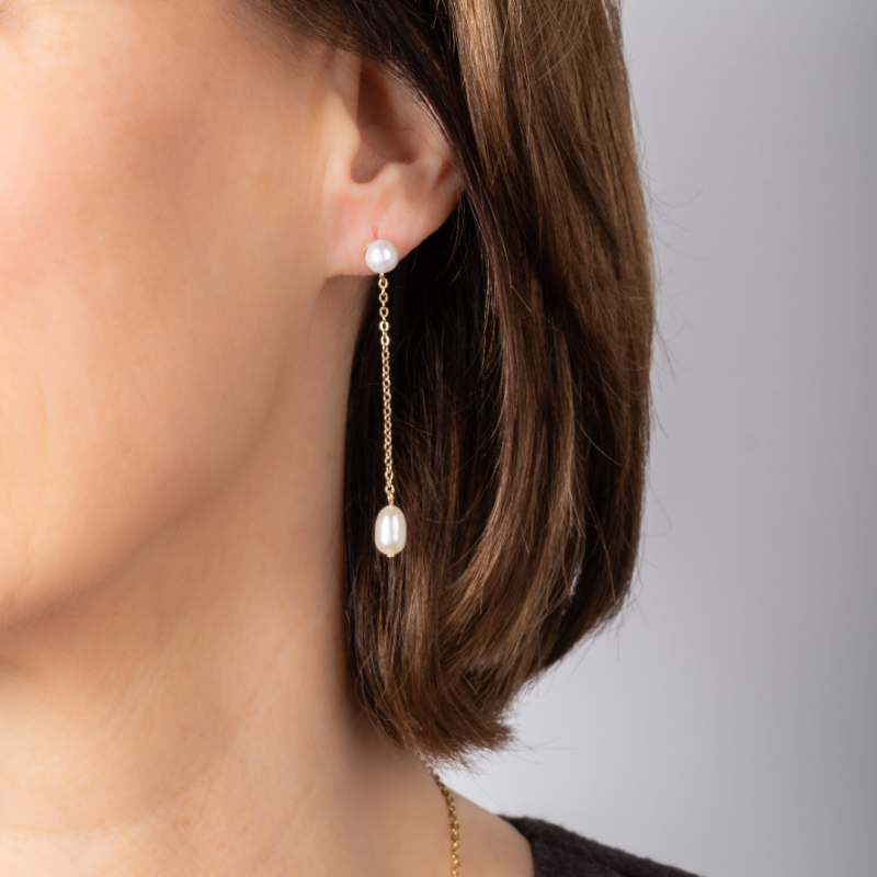 Traveller Drop Earrings - Gold Plated - Freshwater Pearls - White - 6 and 10x6 mm - Stainless Steel - 181275