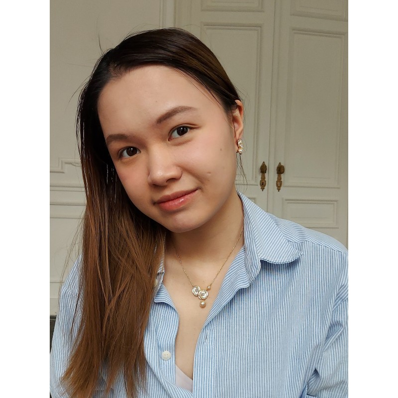 Grossé Collier - Blanc Camelia - Goldfarbe - Perle - Creme - Kristalle - Vergoldet - 40+5 cm