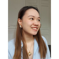 Grossé Clip-on Earrings - Future Floral - Gold Coloured - Pearls - White - Gold Plated - 35x30 mm - GJ64781