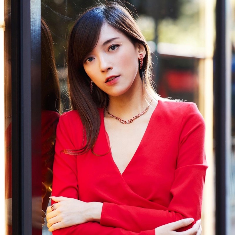 Grossé Ohrclip - Hänger - Goldfarbe - Kristall - Rot - 40x10 mm - 22ct vergoldet - GA61549
