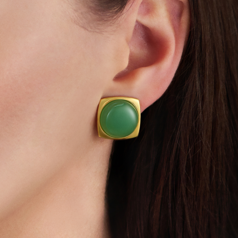Traveller Clip-on Earrings - Gold Plated - Aventurine Gemstone -16mm - Green - 18x18mm