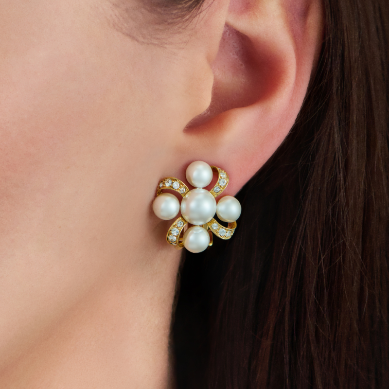 Traveller Clip-on Earrings - Gold Plated - Pearls - 8 & 6 mm - White - Crystals - 20x20mm