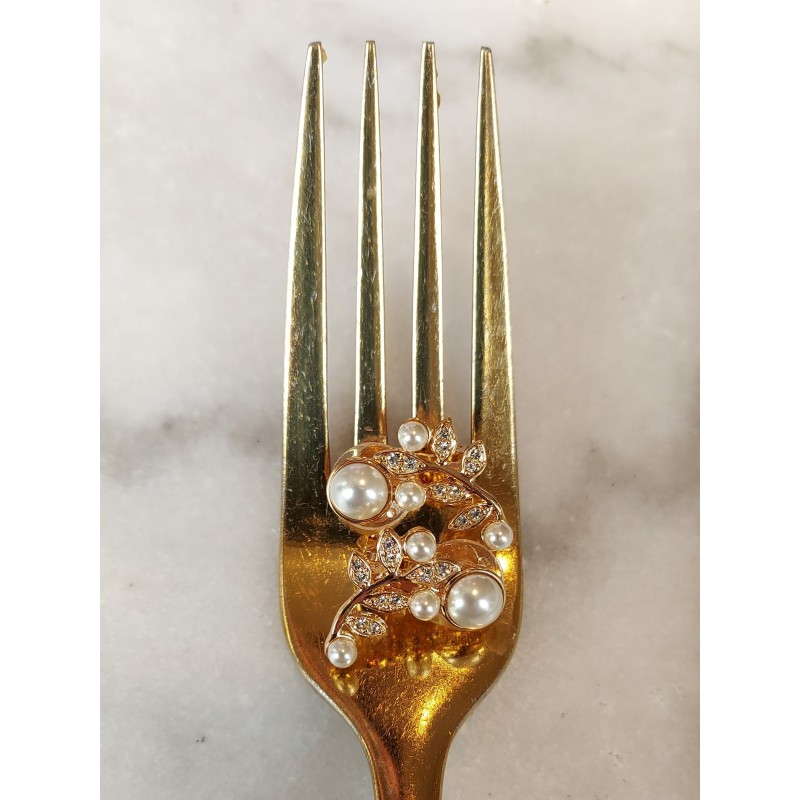 Grossé Oorclips - Statement Pearl - Goudkleurig - Parels - Wit - Kristallen - Verguld - 20x14 mm - GJ64163