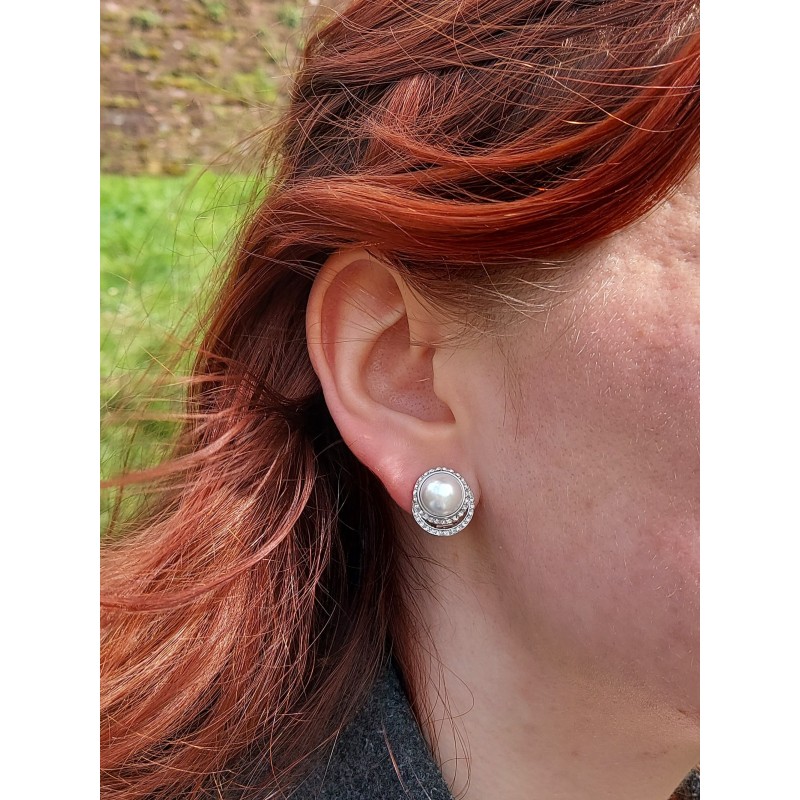 Traveller Clip Oorbellen - Zilverkleurig - Parels - 10 mm - Wit - Preciosa Kristallen - Geplatineerd - 15x12 mm - 114240