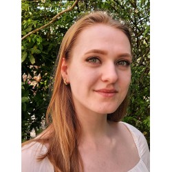 Grossé Clip-on Earrings - Ruffle Pearl - Gold Plated - Pearls - White - 16x7 mm