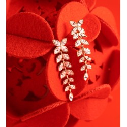 Grossé Oorclips - Hangend - Zilverkleurig - Kristal - 40x10 mm - Geplatineerd