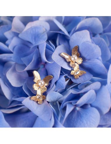 Grossé Clip-on Earrings - Butterfly - Silver Coloured - Pearl - White - Crystals - 18x13mm - Platinum Plated - GA61505P
