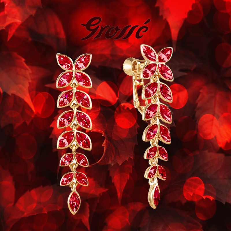 Grossé Clip-on Earrings - Pendants - Gold Coloured - Crystals - Red - 40x10 mm - Gold Plated