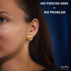 Traveller Clip-on Earrings - 22ct Gold Plated - Matt and Glossy - Crystals - 20x19 mm - 157615