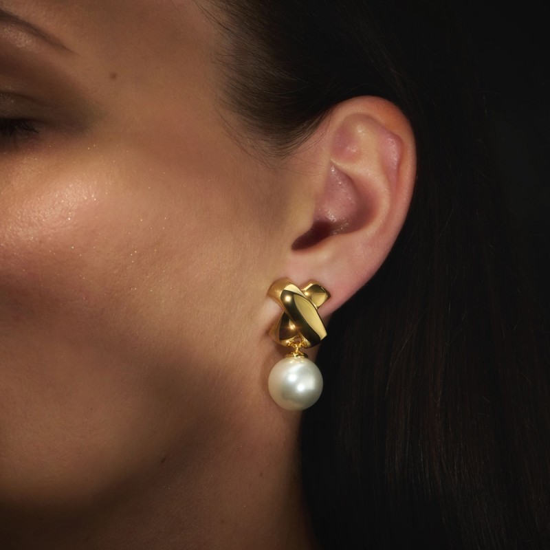 Traveller Clip-on Earrings - Drop Earrings - Pearls - 14mm - White - Cross - 22ct Gold plated - 32x16mm - 110506