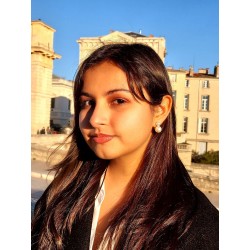 Traveller Clip Oorbellen - Parels - 8 en 12 mm - Crème - Goudkleurig - 22ct Verguld - 20x12 mm