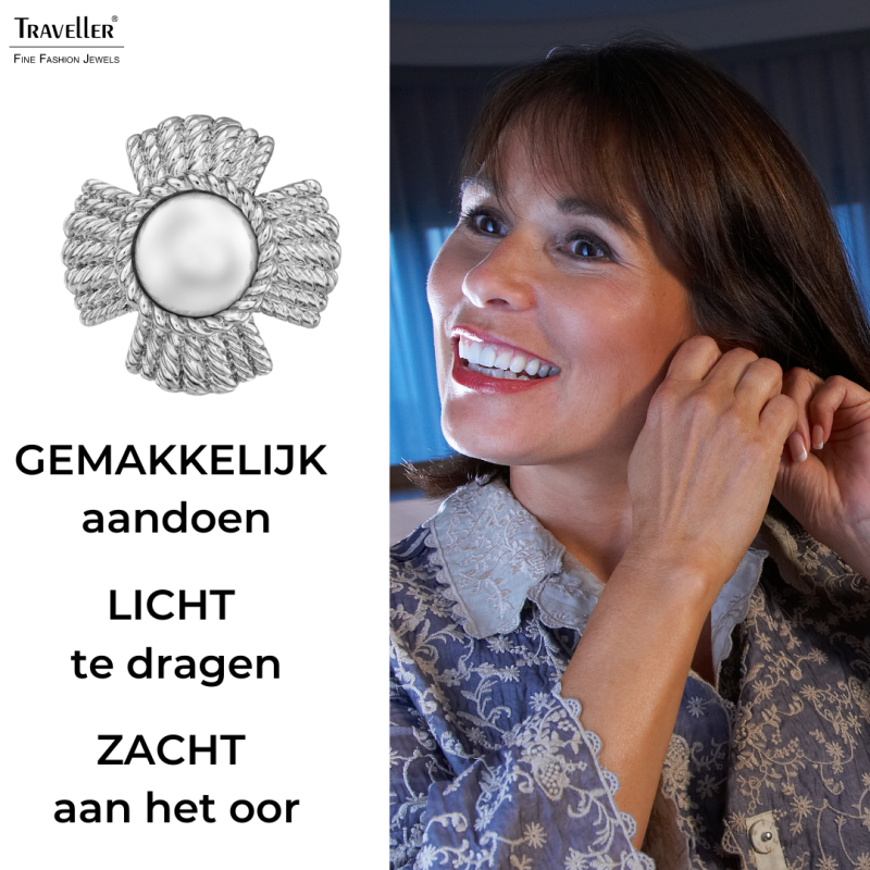 Traveller Clip Oorbellen - Zilverkleurig - Parels - 10 mm - Wit - Geplatineerd - Bloem - 23 mm - 114277