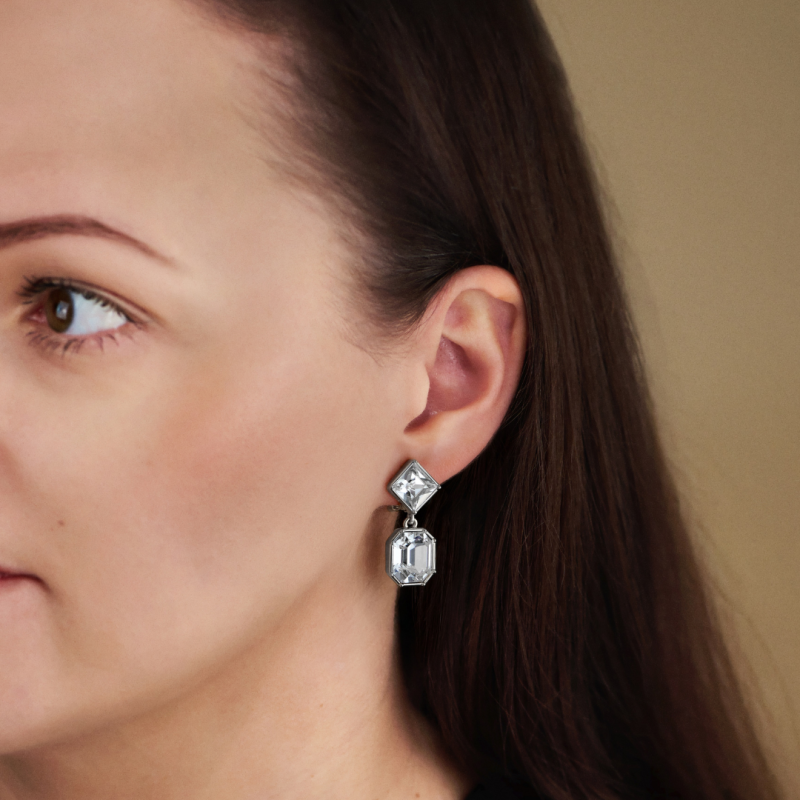 Traveller Clip-on Earrings - Drop Earring - Silver Coloured - Crystals - Platinum Plated - 30x13mm - 157697