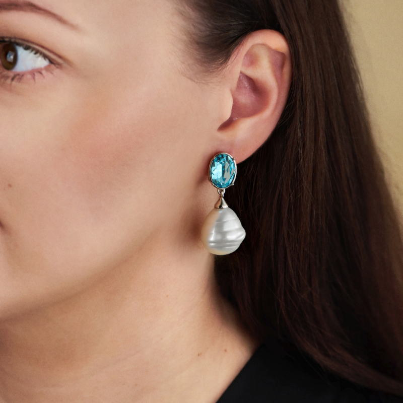 Traveller Clip-on Earrings - Baroque Pearls - 20x17mm - White - Crystals - Blue - Platinum Plated - 42x17mm - 114287