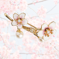 Grossé Brosche - Sakura - Gold - Kirschblüte - Perle - Weiß - Zirkonia - Vergoldet - Emaille Blätter - GJ30441