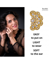 Traveller Clip-on Earrings - Gold Plated - Crystals - Flower - 20x12 mm - 157746