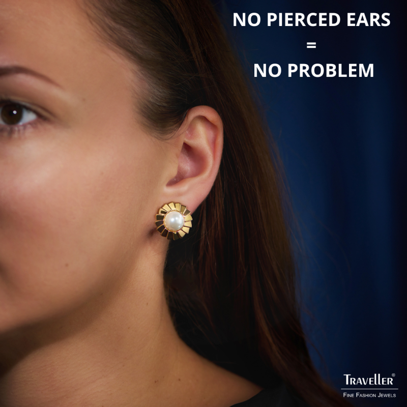 Traveller Clip-on Earrings - Gold Plated - Pearls - 10 mm - White - Flower - 19 mm - 114269 