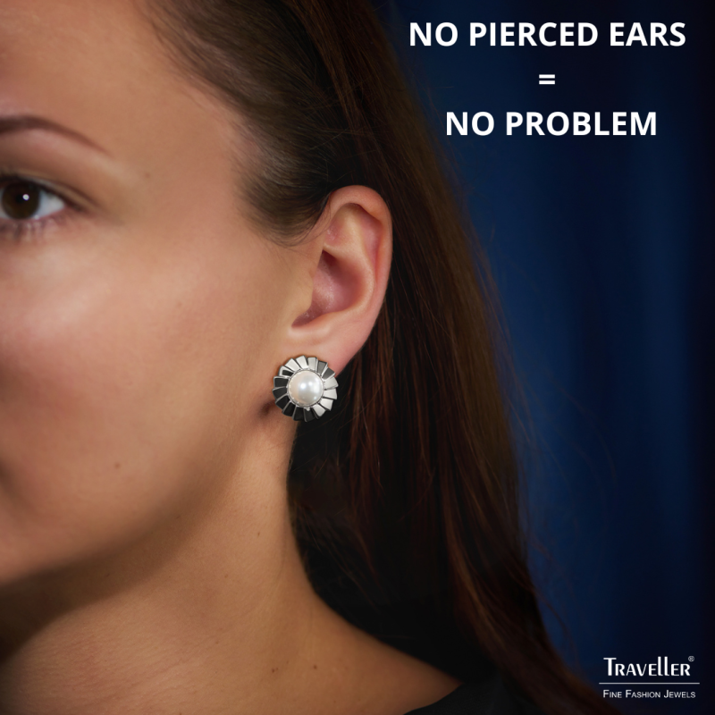 Traveller Clip-on Earrings - Silver Coloured - Pearls - 10 mm - Whiite - Platinum Plated - Flower - 19 mm - 114270